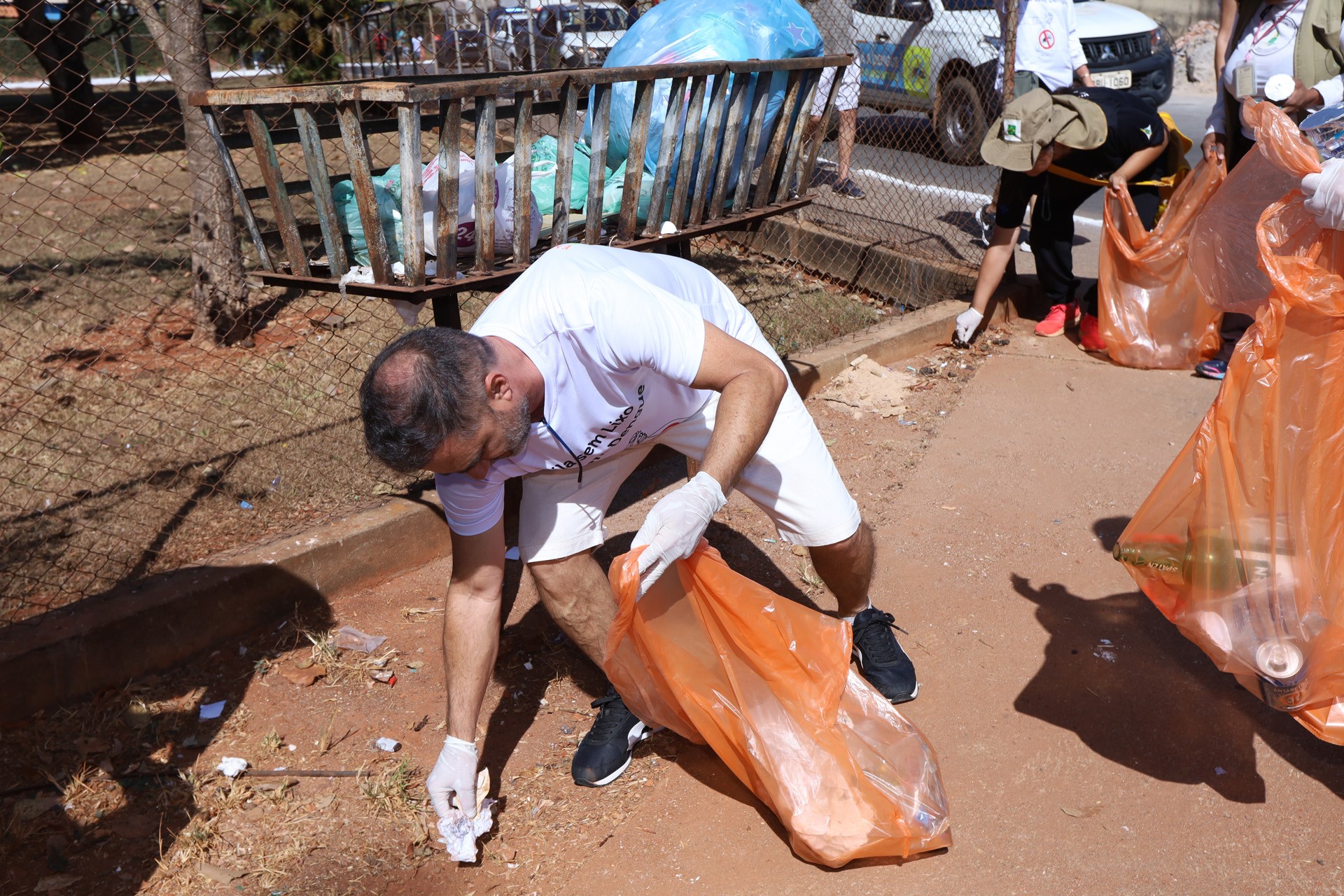 COMBATE À DENGUE | Comunidade da Vila Planalto promove campanha de prevenção a doença