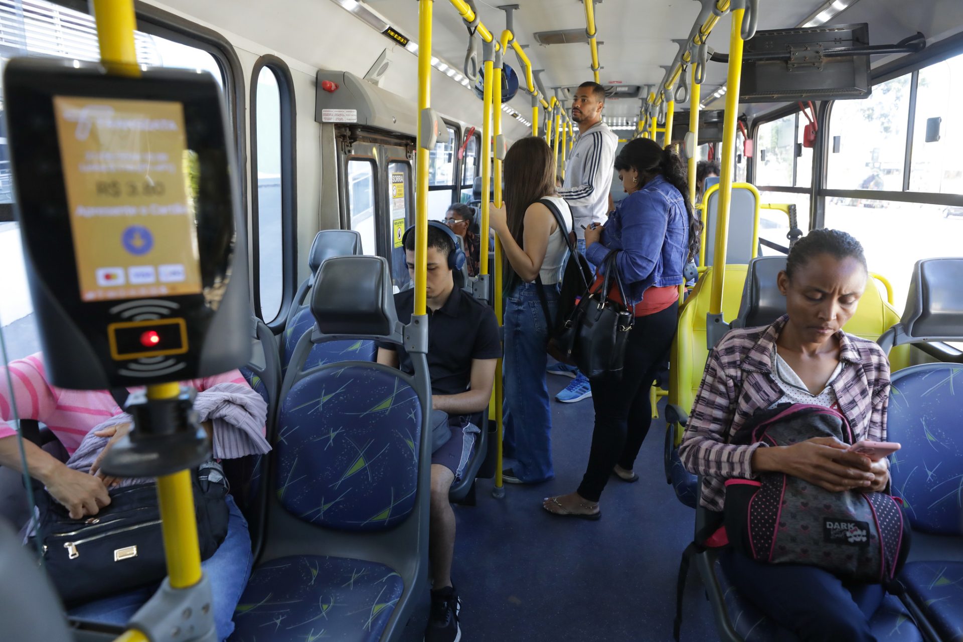 TRANSPORTE PÚBLICO DO DF | Número de roubos em ônibus no DF cai 52% em 2024 em comparação ao ano passado