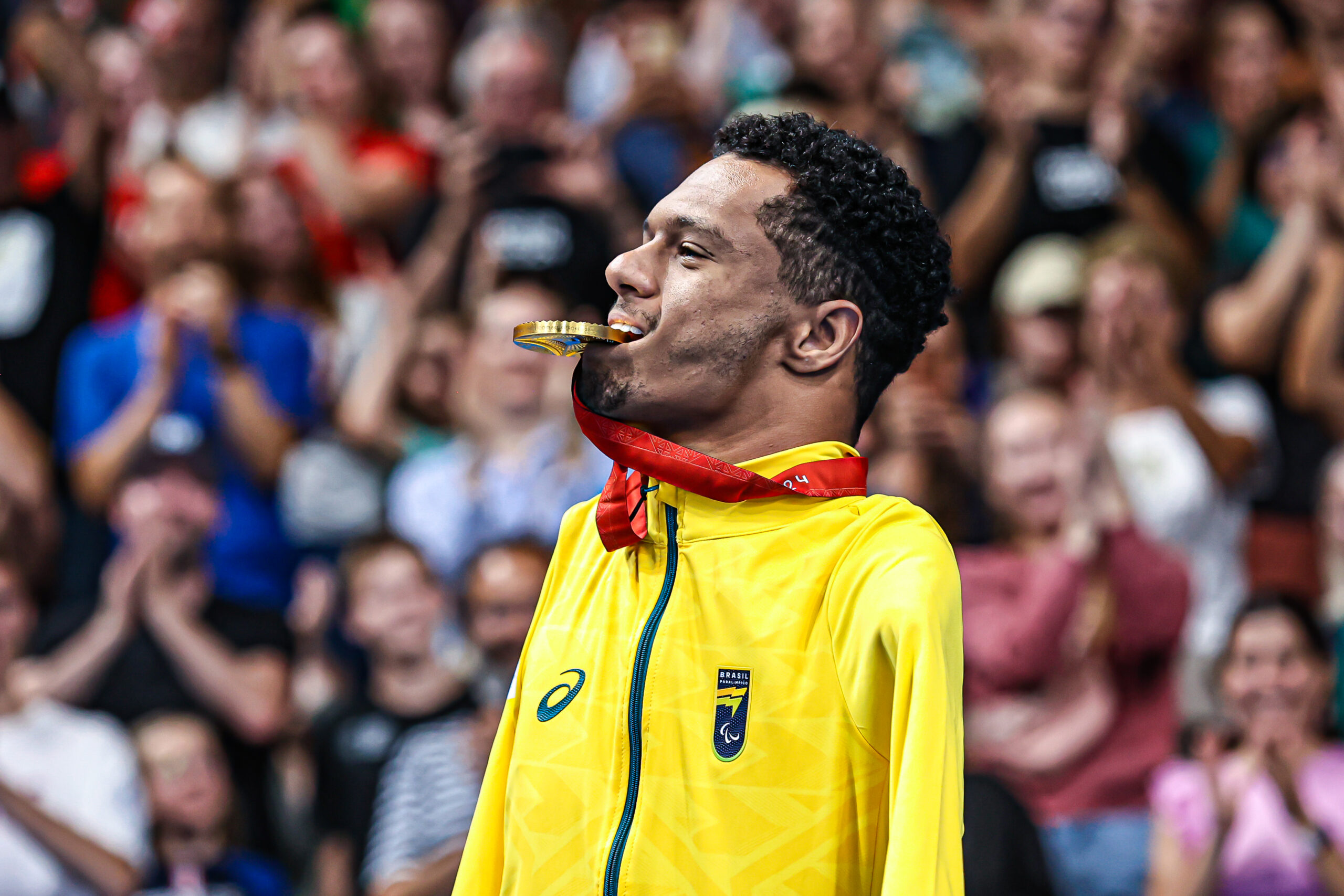 PARIS 2024 | Gabrielzinho conquista a primeira medalha de ouro do Brasil nas Paralimpíadas