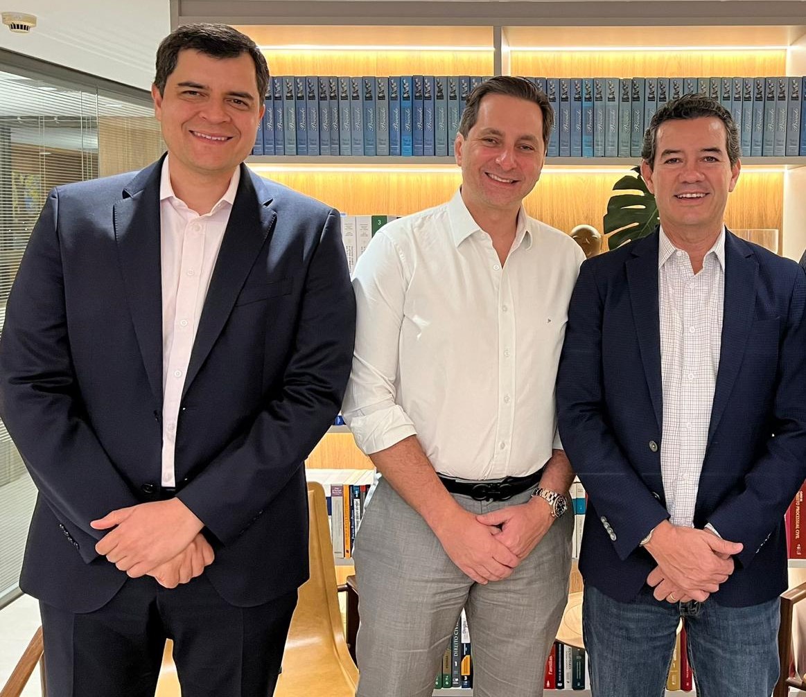 ELEIÇÕES OAB/DF | Cleber Lopes ganha o apoio do criminalista Peter Fernandes