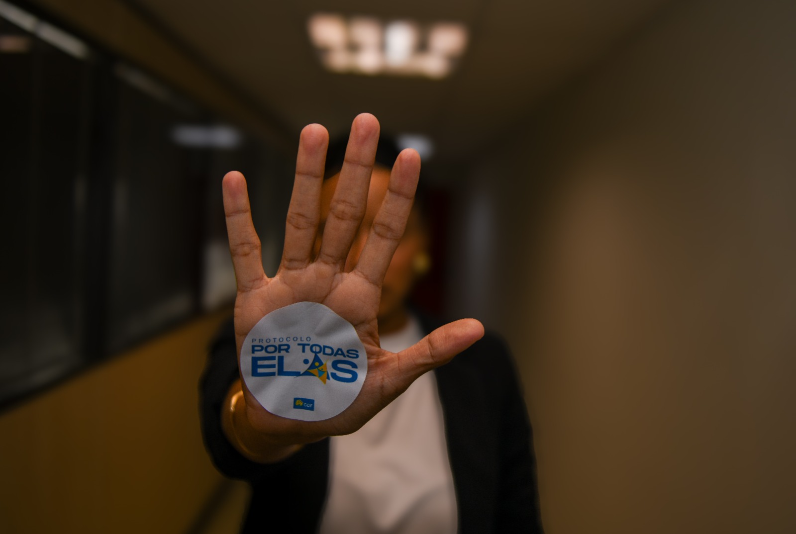 POR TODAS ELAS | Projeto que capacita empresários do setor de entretenimento sobre o protocolo de prevenção à violência contra a mulher abre inscrições