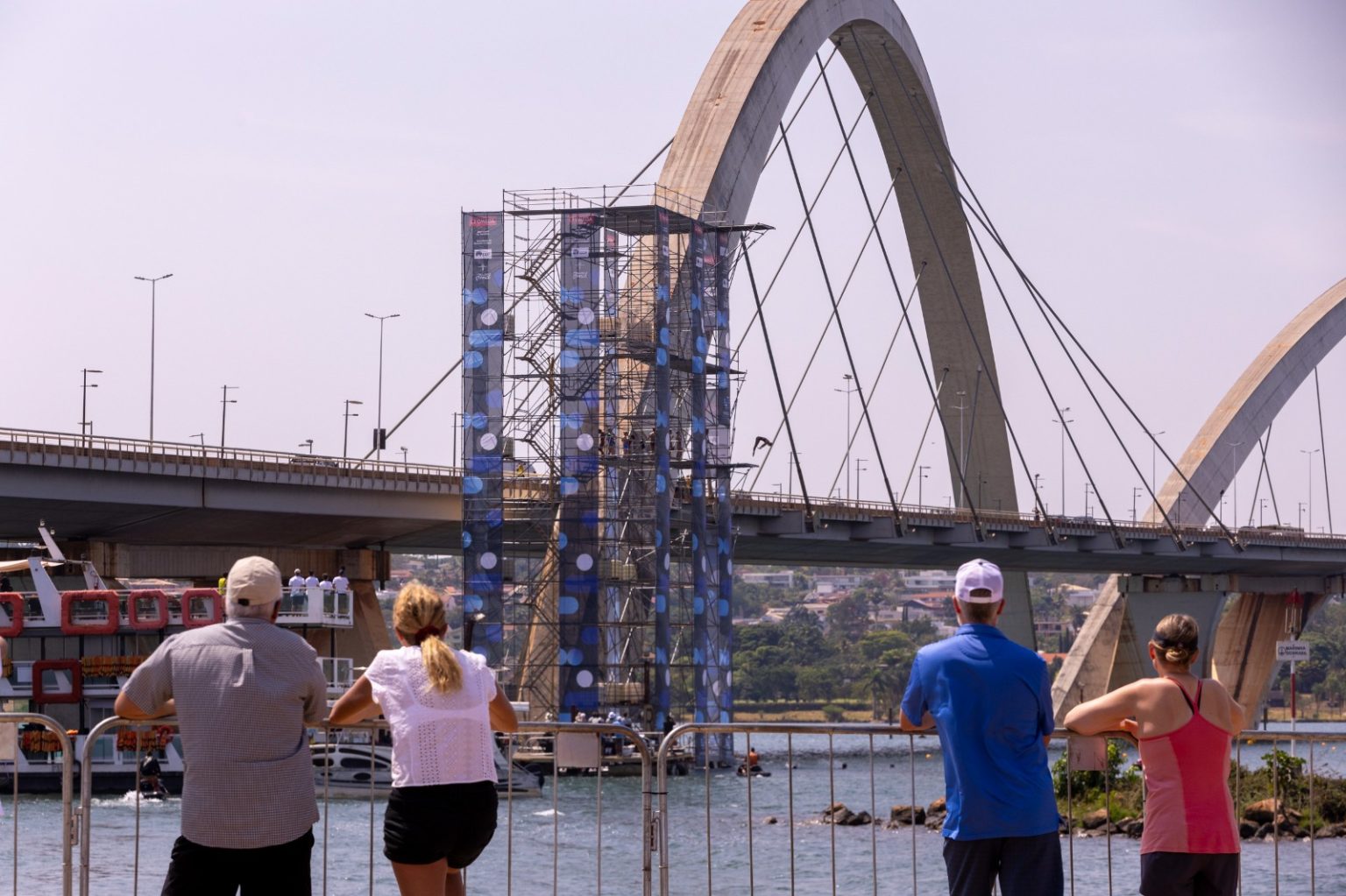 PALCO DE GRANDES COMPETIÇÕES | Qualidade da água do Lago Paranoá atrai eventos esportivos internacionais para o DF