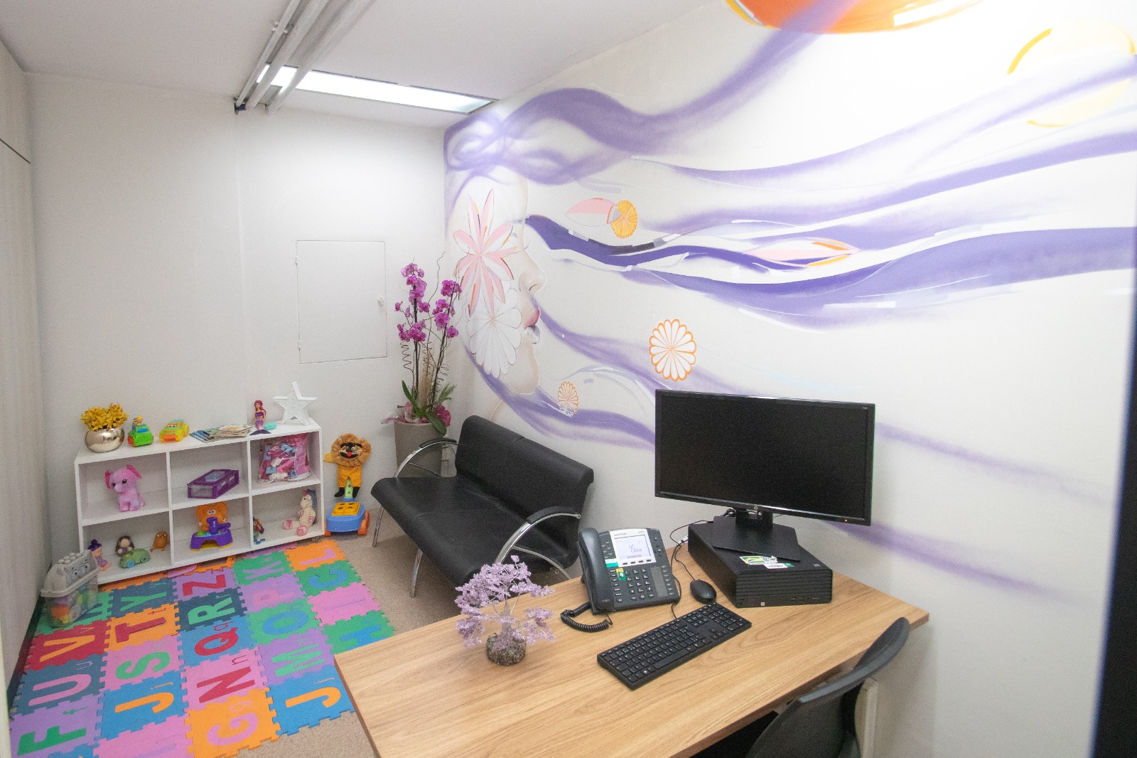 VIVA FLOR | Aplicativo do programa de proteção à mulher vítima de violência amplia capacidade de monitoramento da SSP-DF