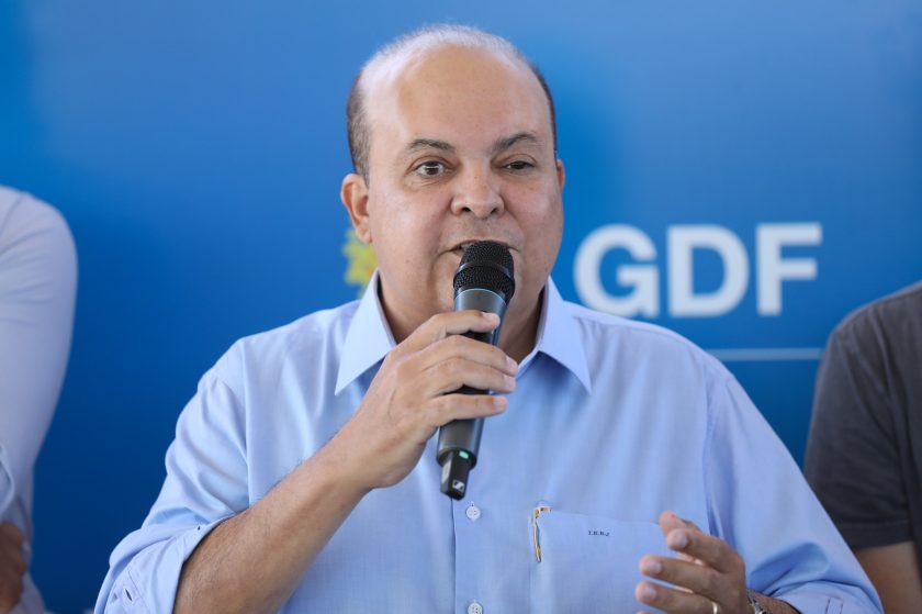 COM PREVISÃO DE ALTA PARA QUARTA-FEIRA | Ibaneis Rocha está internado para tratar de sinusite e infecção no ouvido