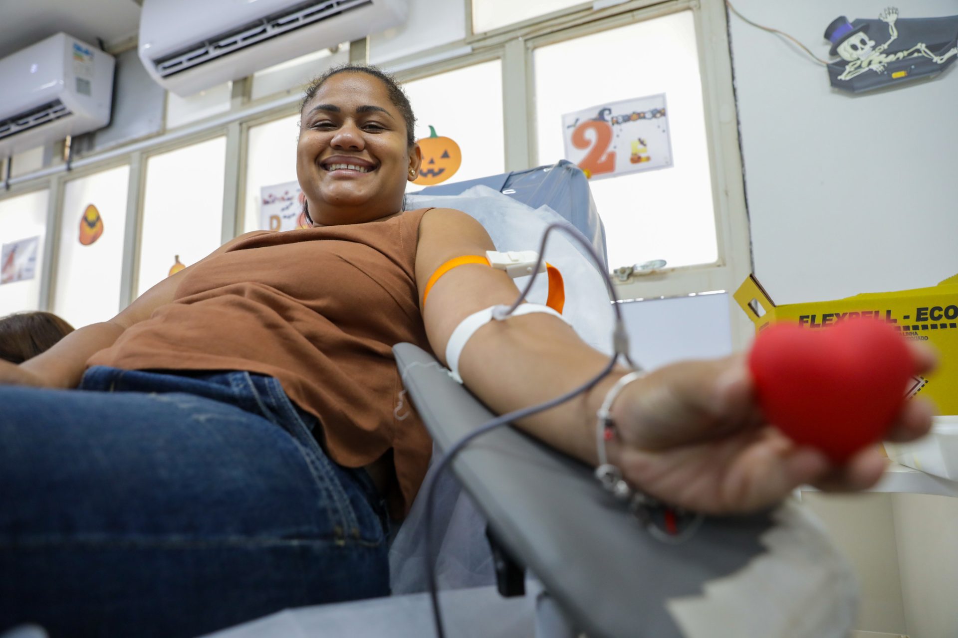 SEMANA NACIONAL DO DOADOR DE SANGUE | Hemocentro de Brasília lança campanha de conscientização e homenagens a quem salva vidas
