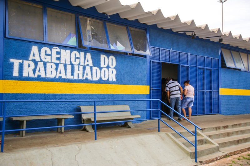 AGÊNCIA DO TRABALHADOR | Semana começa com 798 oportunidades de emprego no DF e região