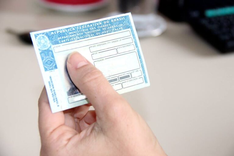 PROCESSO 100% DIGITAL | Detran-DF simplifica solicitação da CNH definitiva