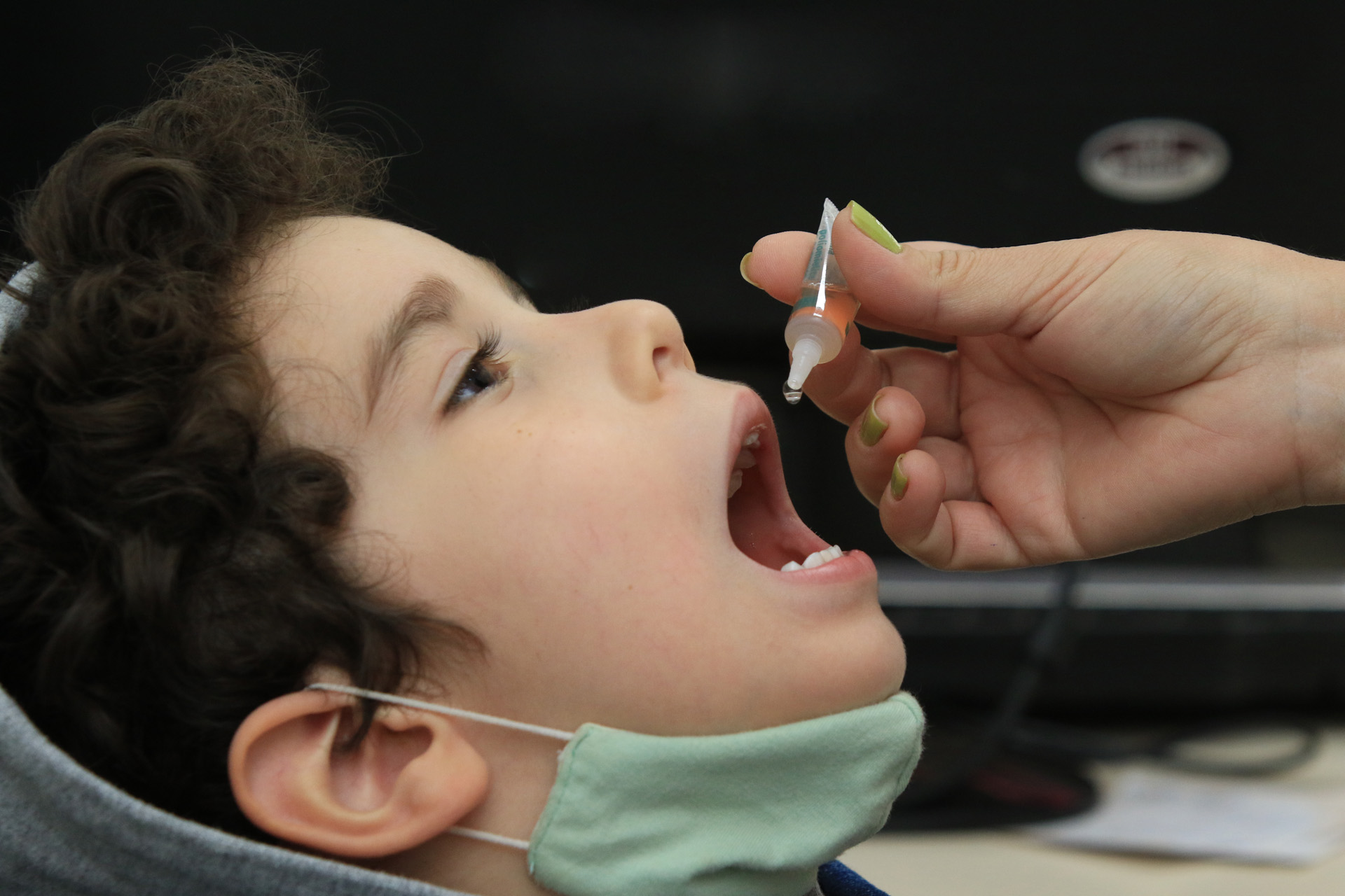 COMBATE À POLIOMIELITE | A partir deste sábado (2), vacina contra a paralisia infantil passa a ser injetável