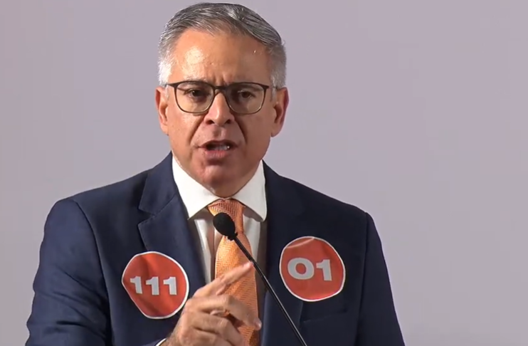 ELEIÇÕES OAB/DF | Paulo Maurício (Poli) não se intimida diante de plateia com torcida organizada da oposição e tem melhor desempenho em debate