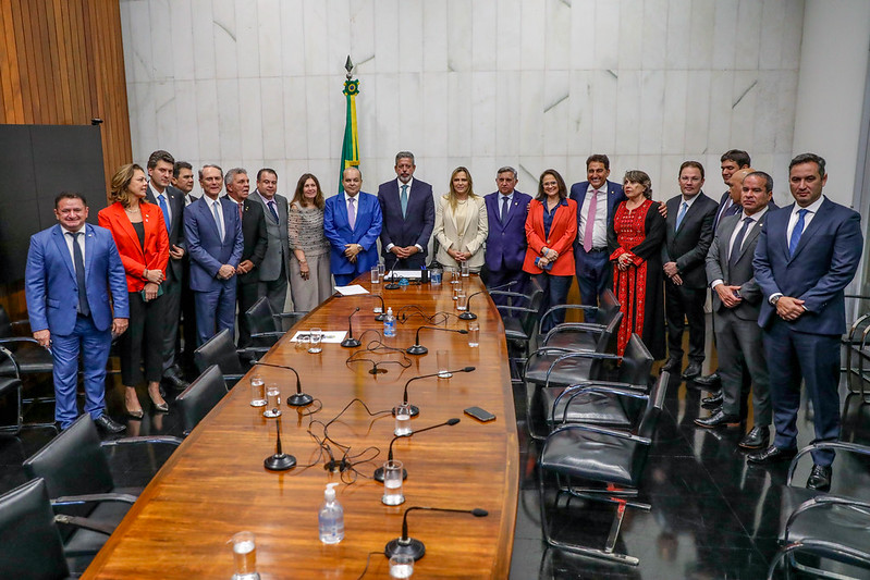 Falta Lira definir o relator