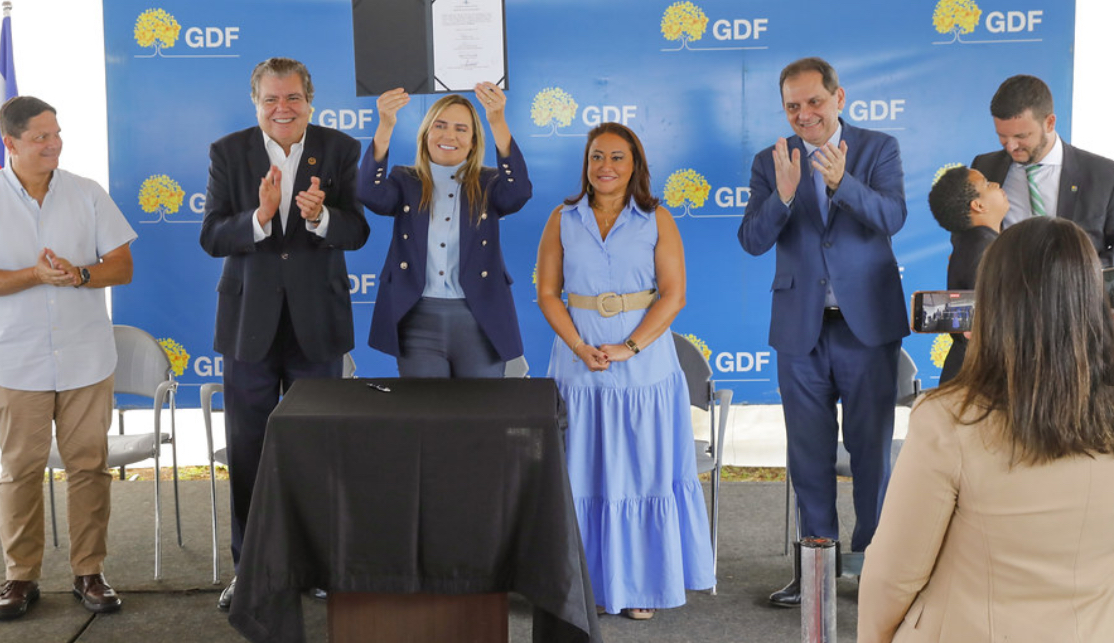 CASA DO MARANHÃO | GDF entrega escritura de regularização do espaço que mantém viva a cultura do estado nordestino