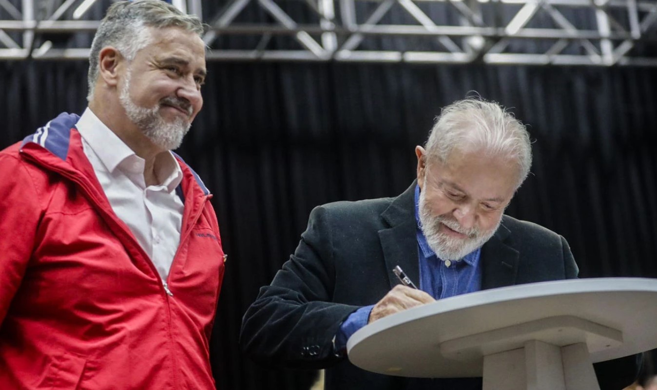 A ‘PIMENTA’ DEU DISENTERIA NO POVO | Lula troca comando da Secom; Sidônio Palmeira assume a pasta