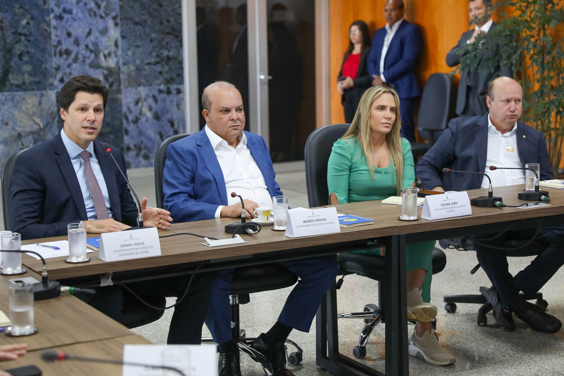 CONVÊNIO INTERFEDERATIVO | GDF e governo de Goiás vão bancar subsídio para reduzir preço das passagens do Entorno