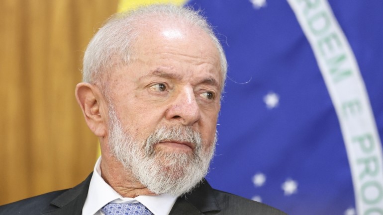 SEM BOLSONARO E MICHELLE NA DISPUTA | Lula venceria todos os candidatos da oposição se as eleições fossem hoje; Gusttavo Lima é o que mais se aproxima do petista