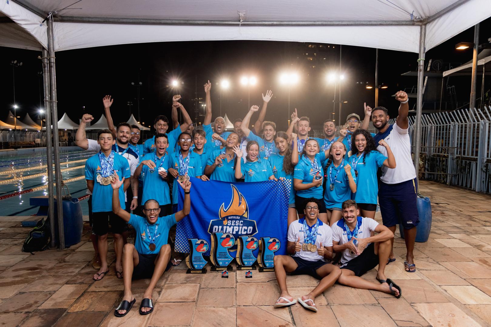 SESC OLÍMPICO | Atletas de unidades do DF conquistam 75 medalhas no Centro-Oeste de Natação em Cuiabá