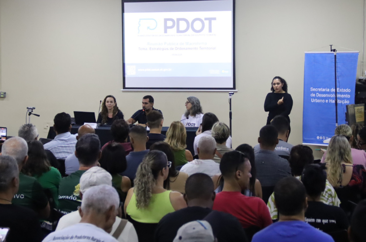 PROPOSTAS PARA O PDOT | Mobilidade, moradia e outros temas foram debatidos em reunião pública neste sábado (5)
