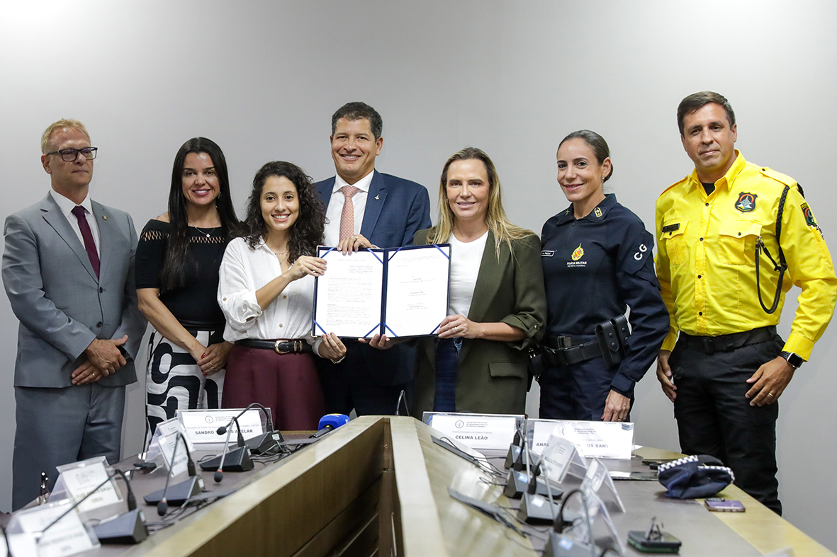 PRIMEIRO DO CENTRO-OESTE | Usuários e motoristas de Uber do DF poderão acionar botão de segurança ligado ao 190 em caso de emergência