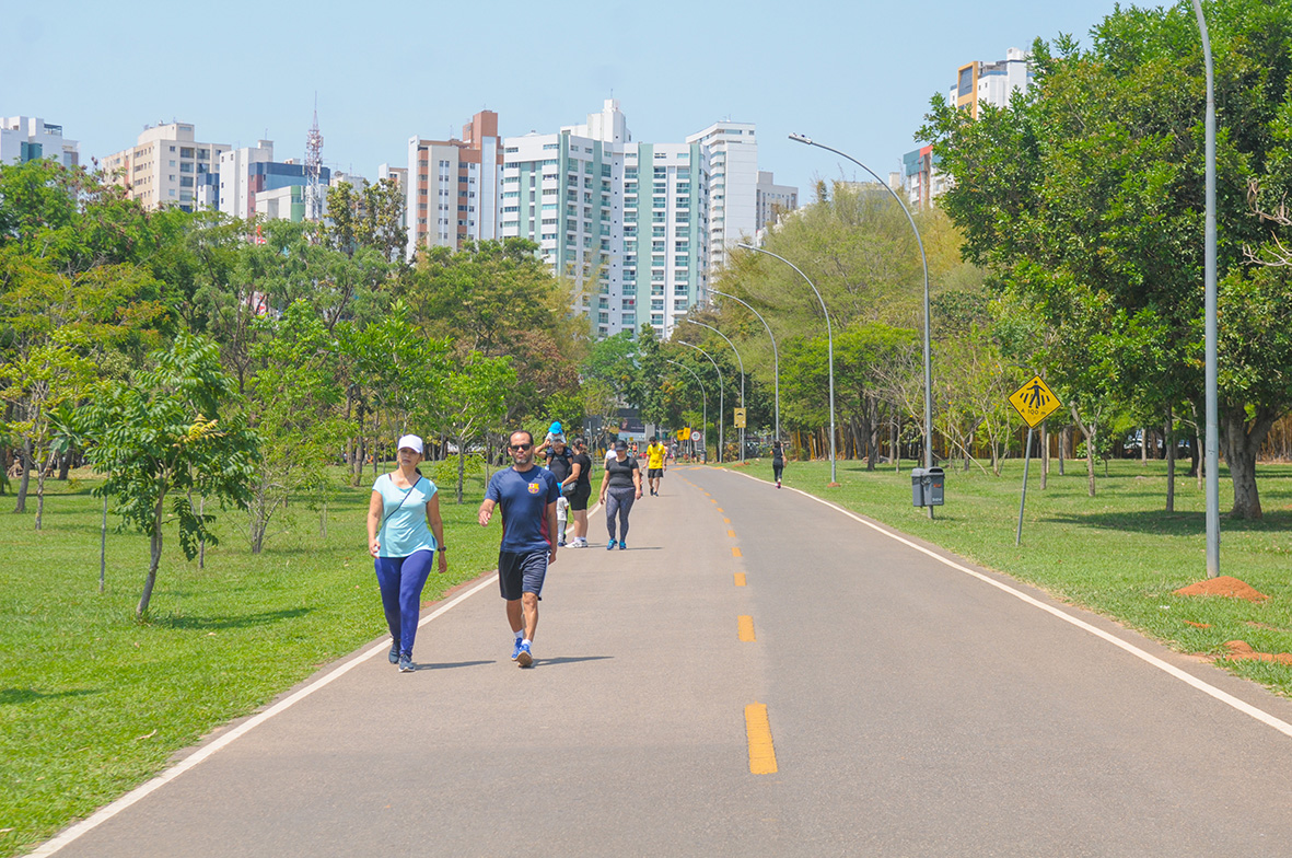 FERIADO PROLONGADO | Saiba o que abre e o que fecha durante a Semana Santa e aniversário de Brasília