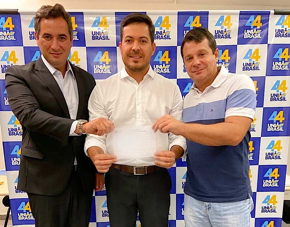 Reguffe diz que elegeu um governador e sustentou assessor por 15 anos