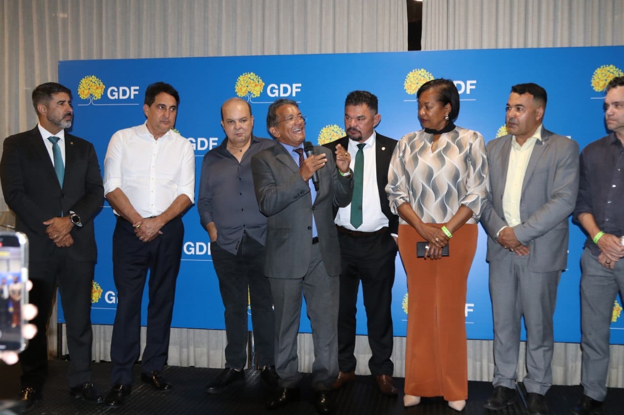 EM ENCONTRO COM VEÍCULOS DA NOVA IMPRENSA | Ibaneis destaca a importância do segmento para a sociedade e exalta o trabalho da ABBP