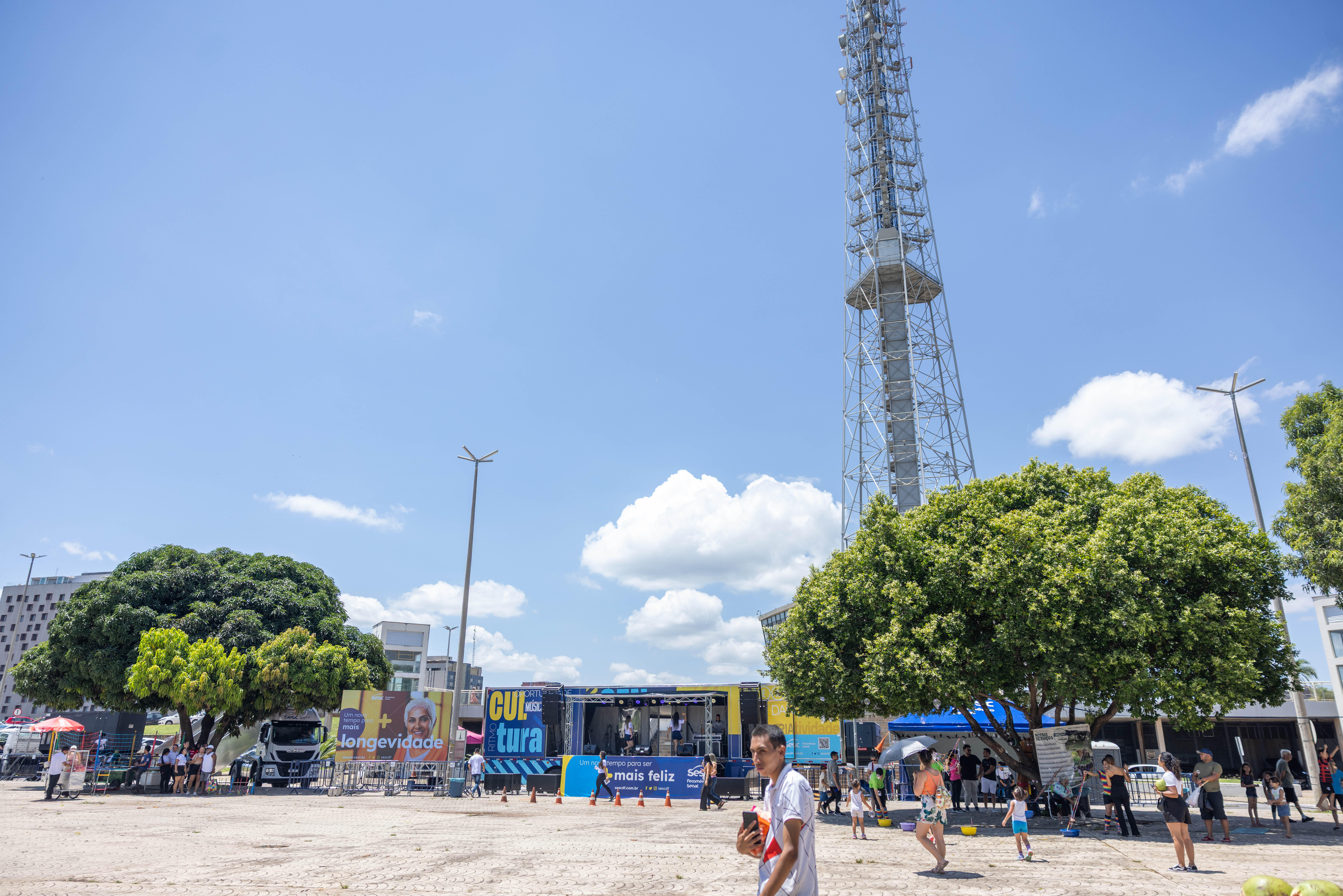 SEMANA S DO COMÉRCIO | Evento na Torre de TV no sábado (17) terá serviços gratuitos e show de Solange Almeida e outras atrações; saiba como garantir seu ingresso