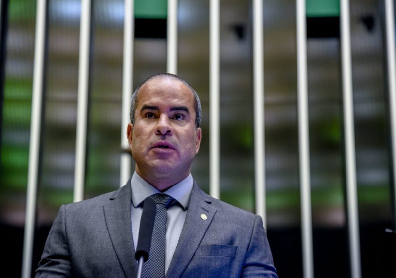 Fred Linhares prefere investir na saúde do Entorno do que ajudar a rede pública do DF