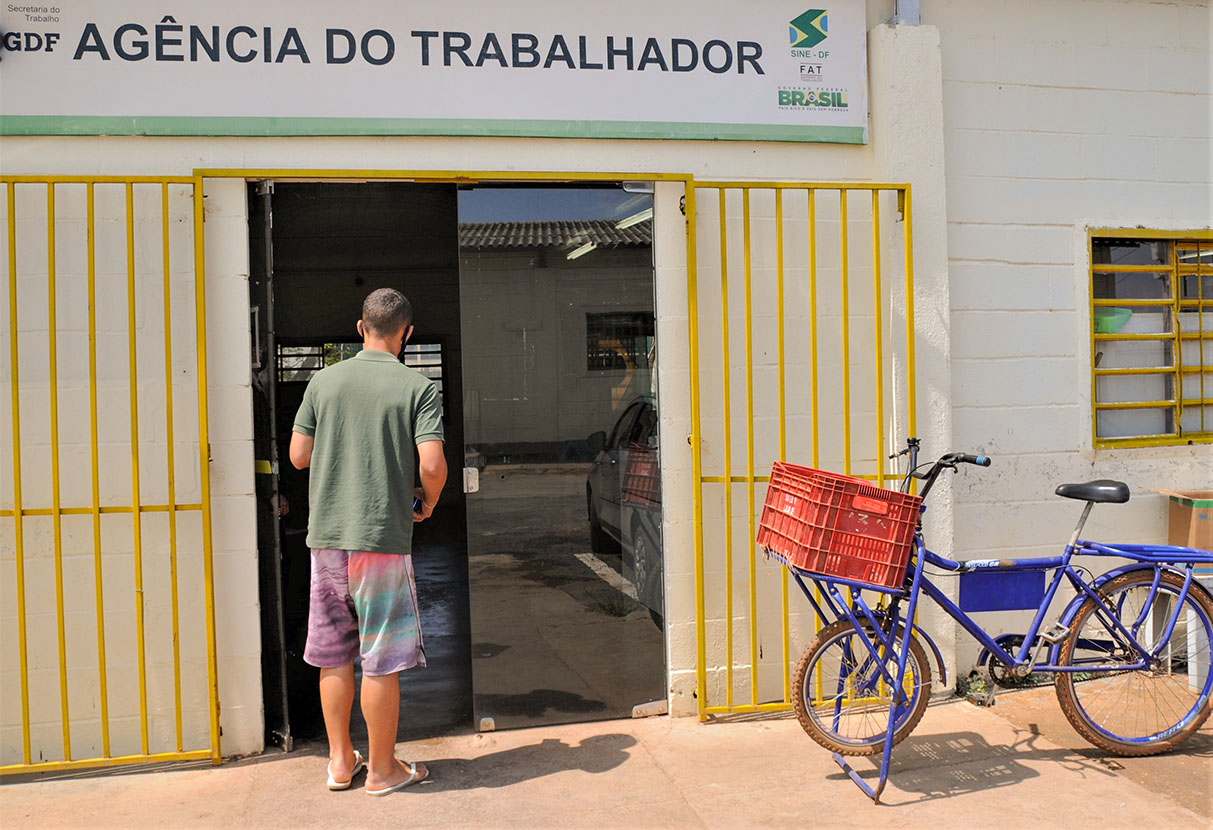AGÊNCIA DO TRABALHADOR | Confira as mais de 360 oportunidades de emprego oferecidas nesta quinta (26)