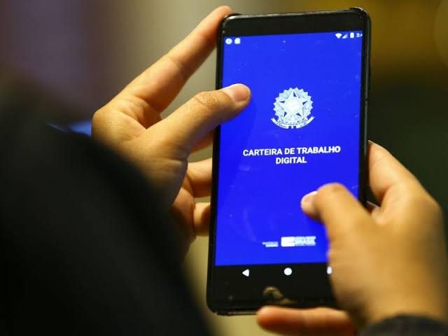 AGÊNCIA DO TRABALHADOR | Com salários de até R$ 5 mil, semana termina com mais de 920 oportunidades de emprego disponíveis no DF