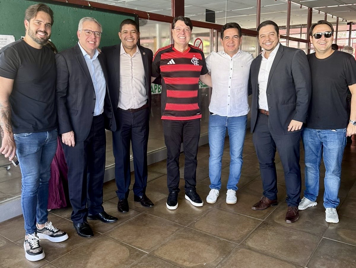 Kiko Caputo já aquece os motores para as eleições de 2026