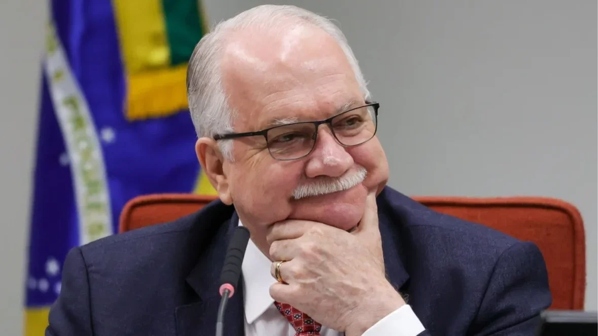 Sob o comando de Fachin: STF deve adotar perfil mais discreto até 2027 e diminuir a exposição midiática