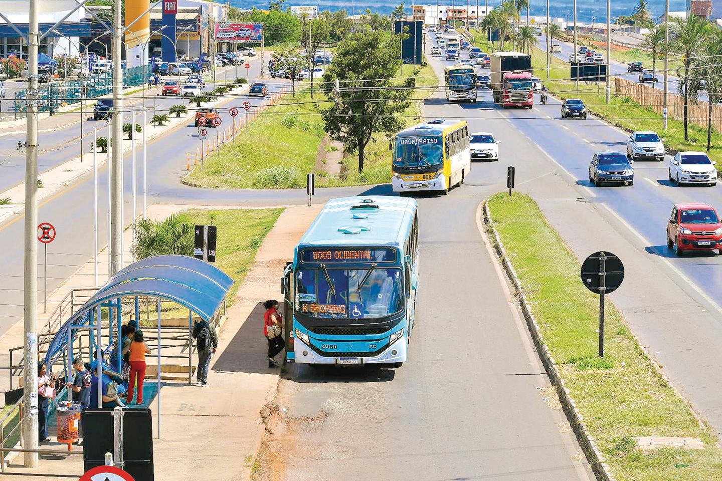 Governo de Goiás apresenta estudo para transporte de passageiros entre Luziânia (GO) e Santa Maria (DF)