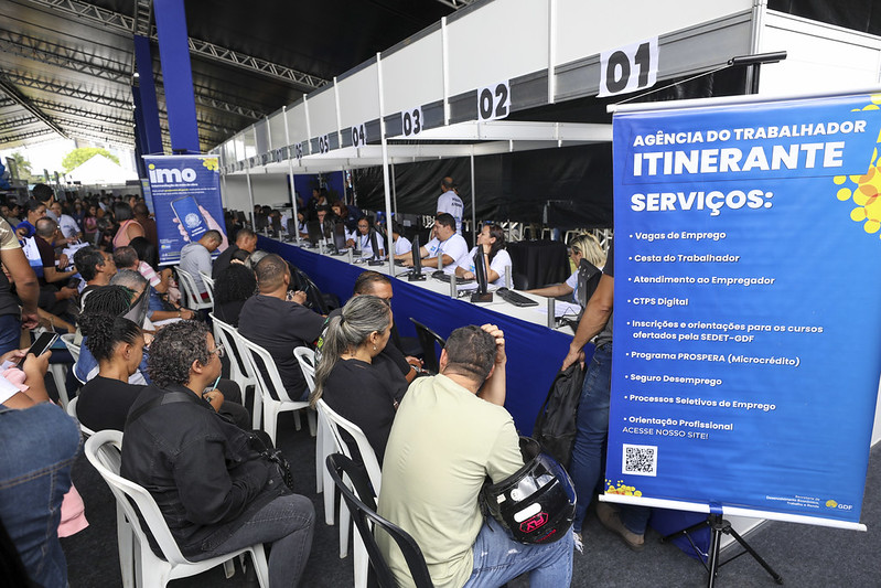 Feirão do Trabalhador: Mais de 3,6 mil oportunidades de emprego no DF nesta terça (25)
