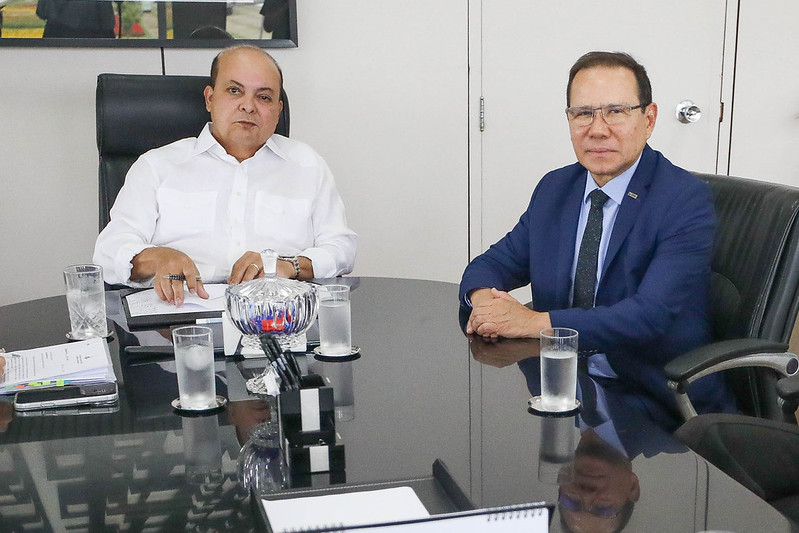 Ibaneis dá sinal verde para Nelson de Souza montar equipe e assumir controle do BRB