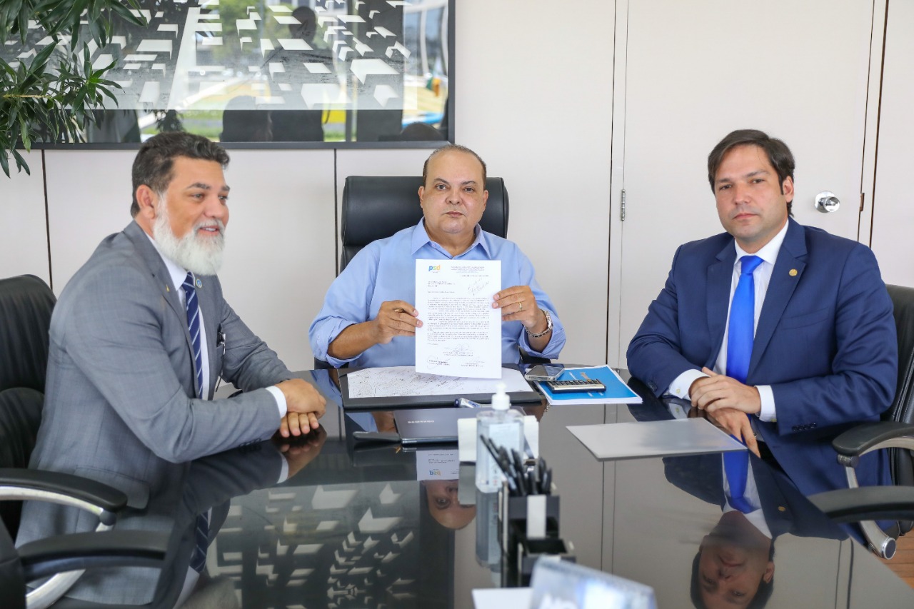 Com Arruda no PSD, Robério Negreiros e Jorge Vianna preparam saída na janela partidária