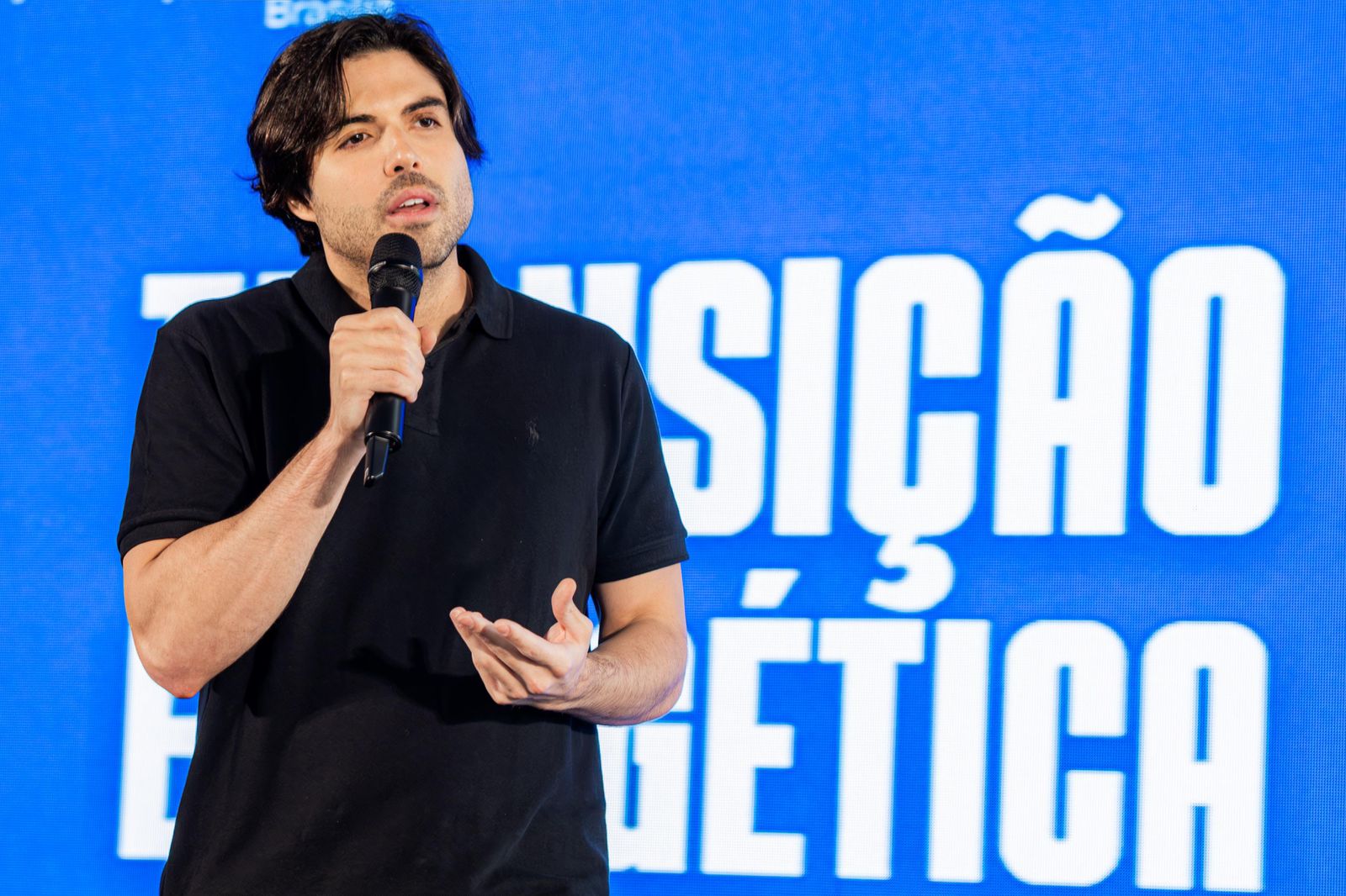 Sejuve-DF e Neoenergia reúnem 200 estudantes de Ceilândia em evento sobre transição energética e novas carreiras na economia verde