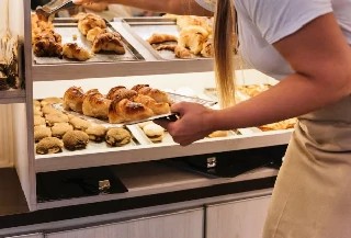 Agência do Trabalhador: Mais de 700 oportunidades de emprego abertas no DF nesta quinta (25); confira aqui