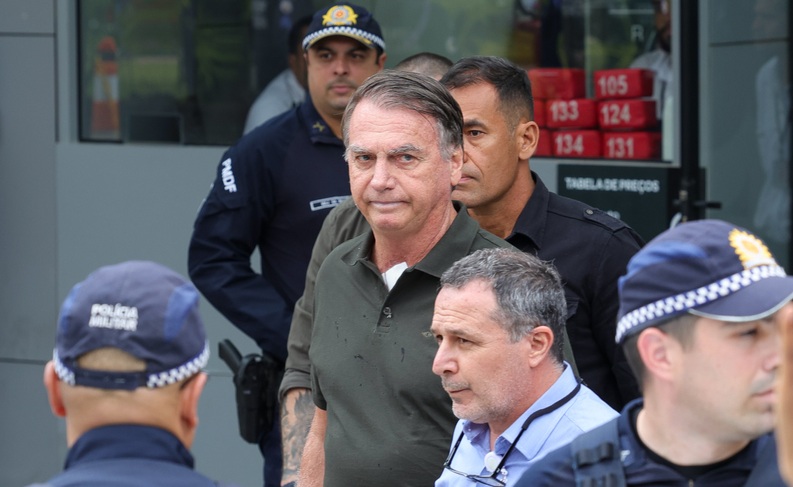 PF diz que Bolsonaro precisa de cuidados médicos, mas pode ficar na Papudinha