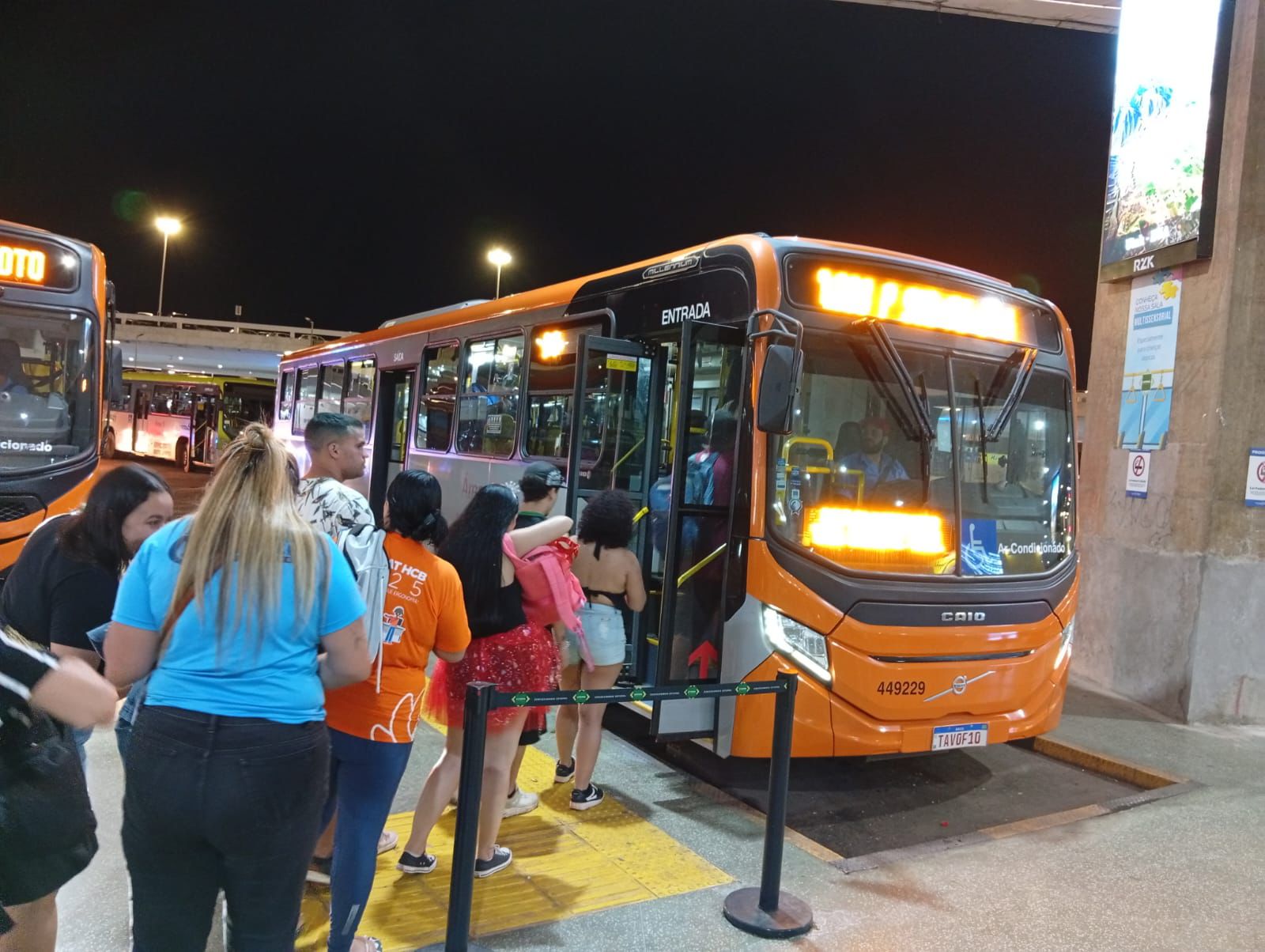 Carnaval 2026: transporte público do DF registra mais de 2,4 milhões de acessos com programa Vai de Graça