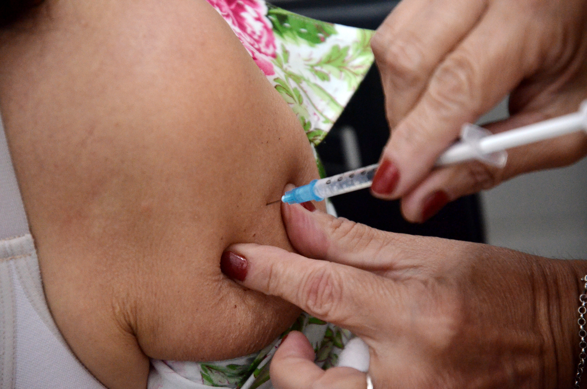 Vacinação contra gripe: GDF inicia campanha com mais de 100 salas disponíveis