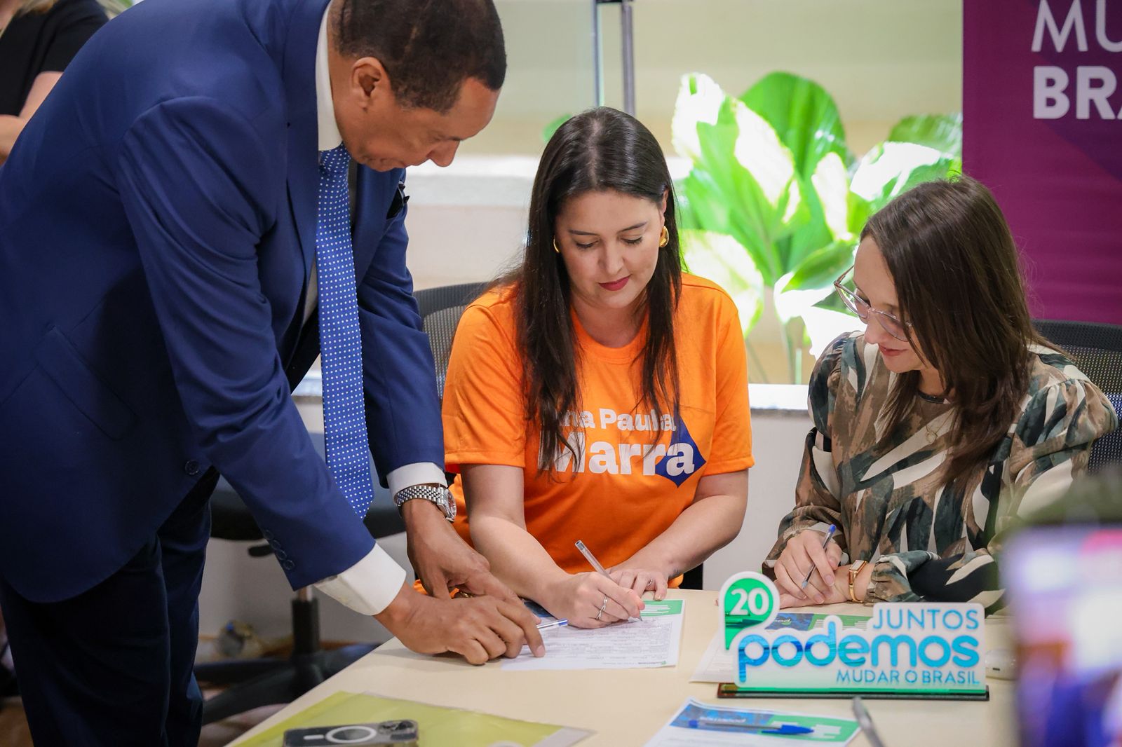 De olho na CLDF: Ana Paula Marra oficializa filiação ao Podemos