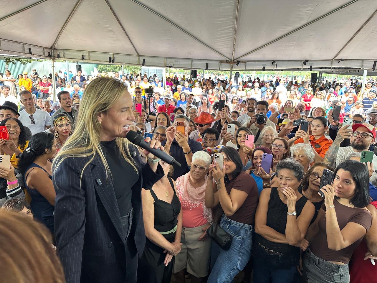 Celina Leão diz que criação de secretaria do Idoso e construção de hospital geriátrico são prioridades de seu governo
