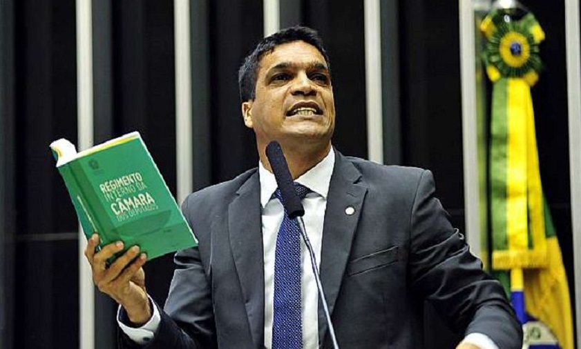 ‘Glória a Deus’: Cabo Daciolo é anunciado como pré-candidato à Presidência em 2026 pelo Mobiliza