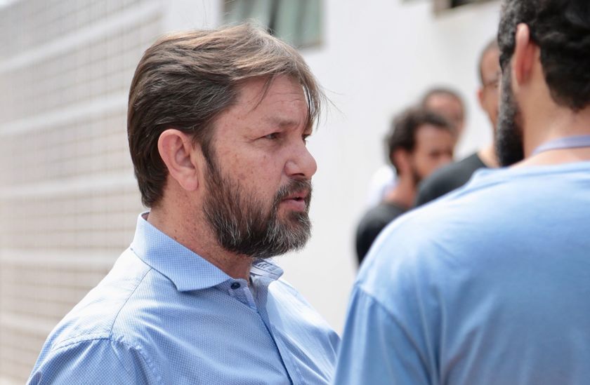 Joe Valle fica no PDT e mira retorno à CLDF em 2026