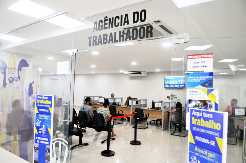 Agência do Trabalhador: Confira aqui as mais de mil vagas de emprego disponíveis nesta quinta (21)