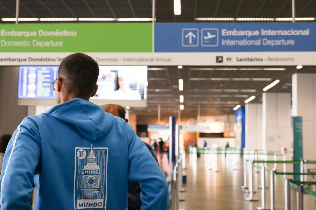Pontes para o Mundo 2026: Secretaria de Educação divulga lista de 1,2 mil convocados para prova de idiomas