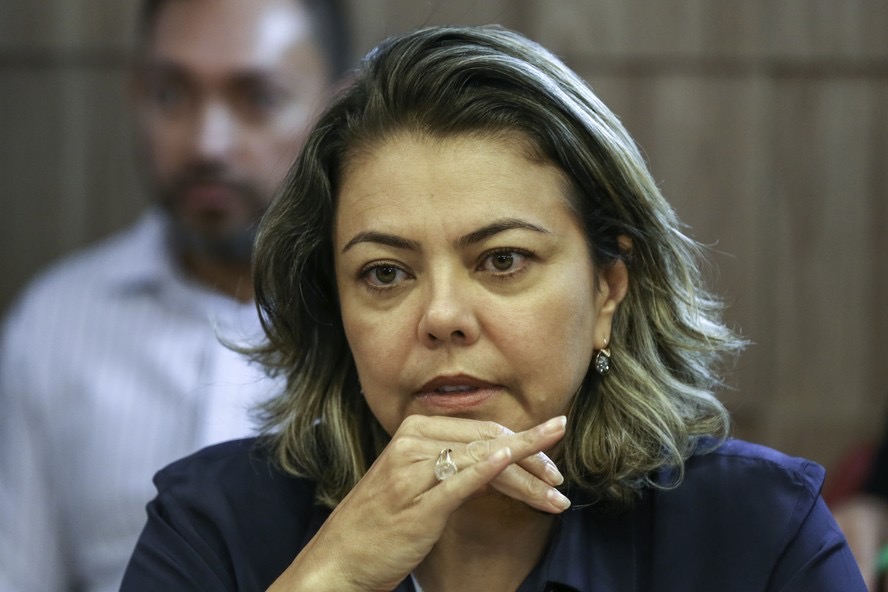 Leila do Vôlei reconhece erro contra a ABBP e diz que caiu em armadilha do “Vero Mentira”