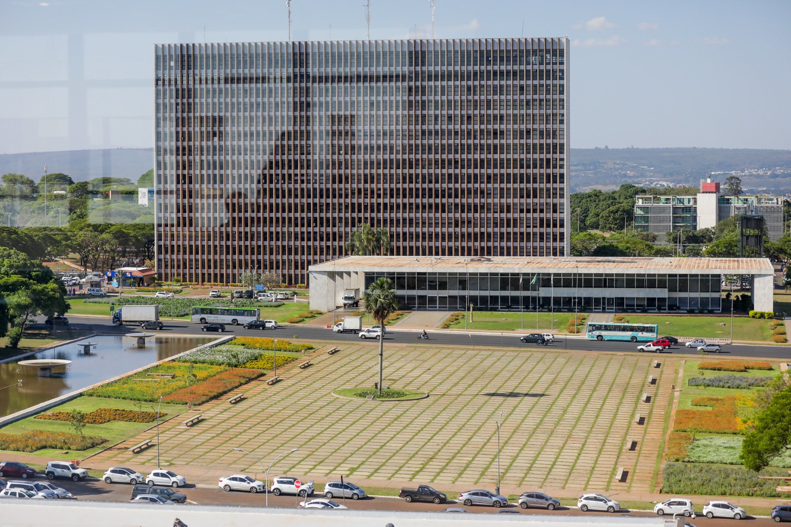 DF tem previsão de orçamento de R$ 75 bilhões para 2027