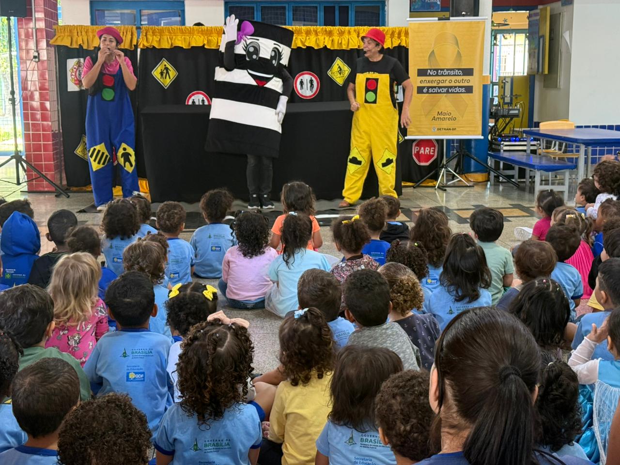 Detran-DF intensifica ações do Maio Amarelo e alcança mais de 3 mil pessoas no fim de semana