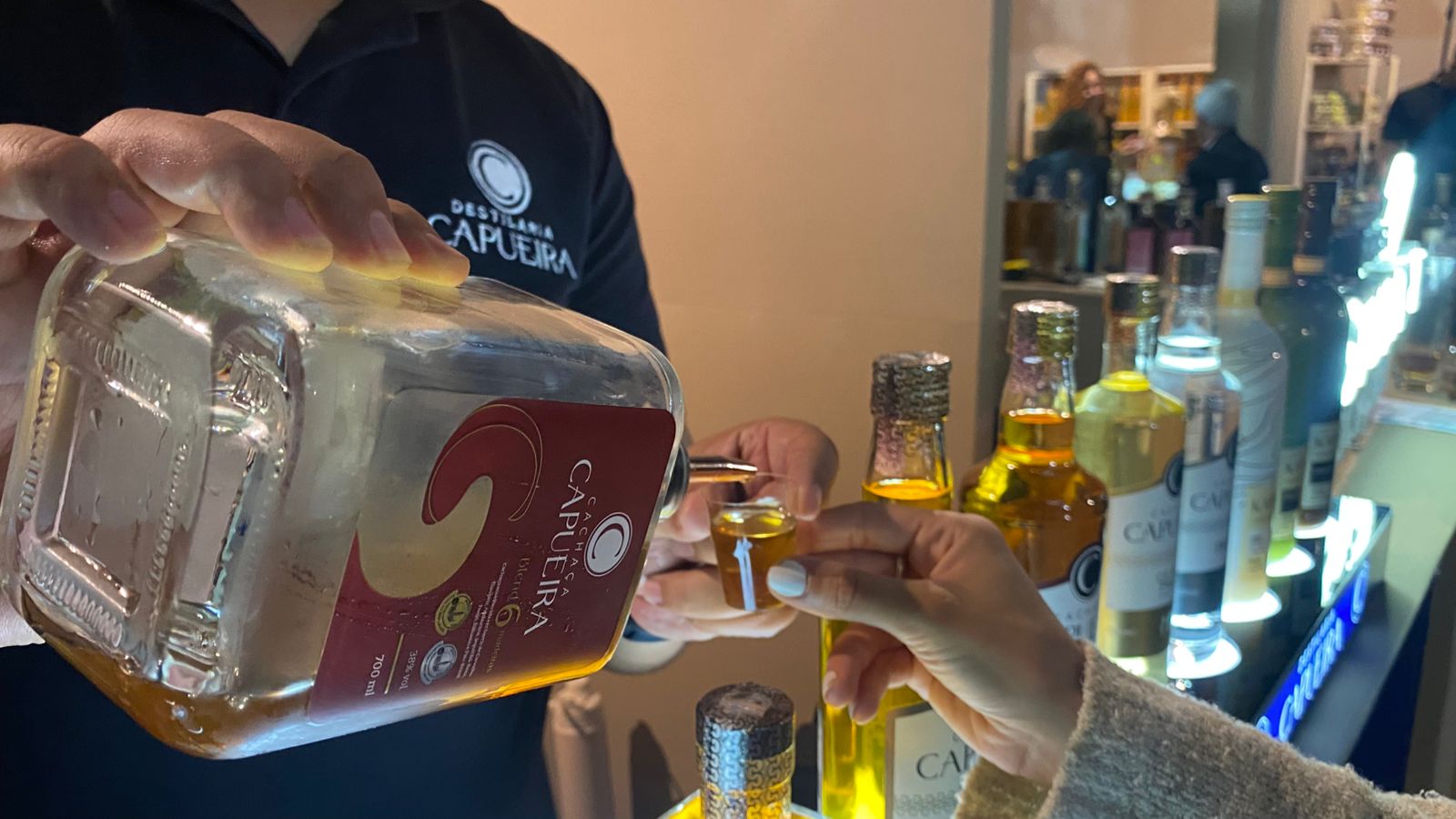 Festival da Cachaça de Brasília: 3ª edição reúne mais de 600 rótulos e terá entrada gratuita na Arena Mané Garrincha