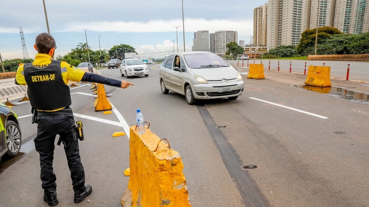 Jogo do Brasil altera horário de atendimento e operações de trânsito no DF nesta quarta-feira (24